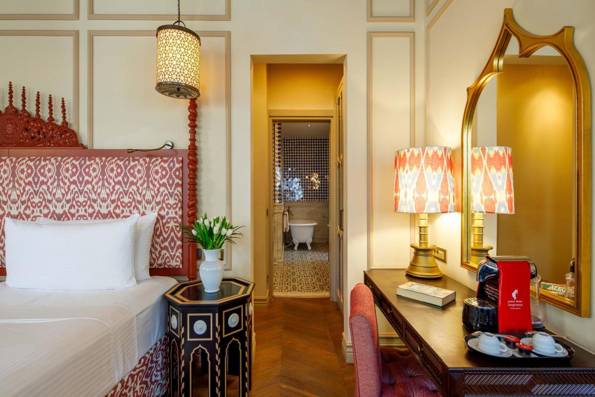 Отель Hagia Sofia Mansions Istanbul, Curio Collection By Hilton Экстерьер фото