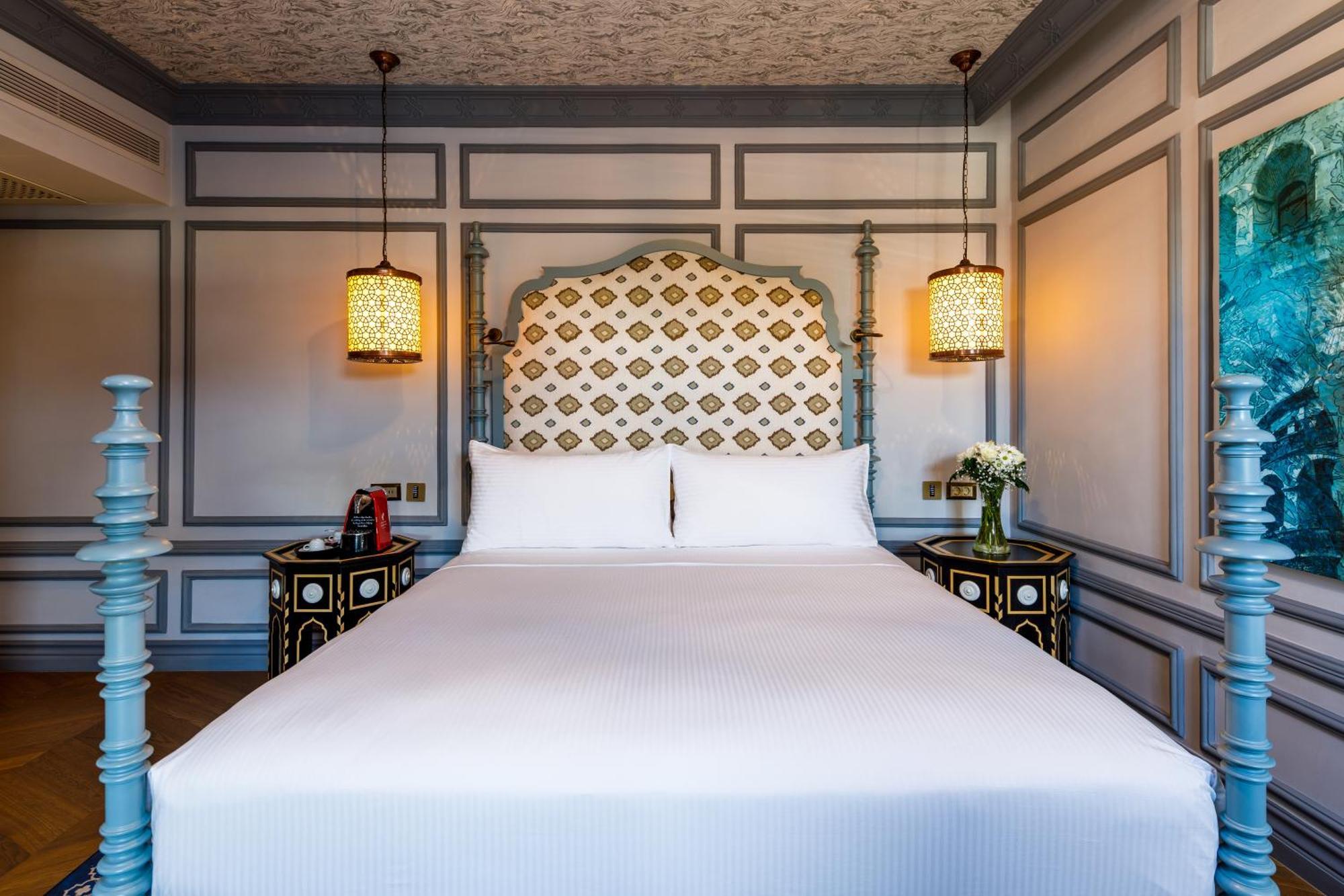 Отель Hagia Sofia Mansions Istanbul, Curio Collection By Hilton Экстерьер фото