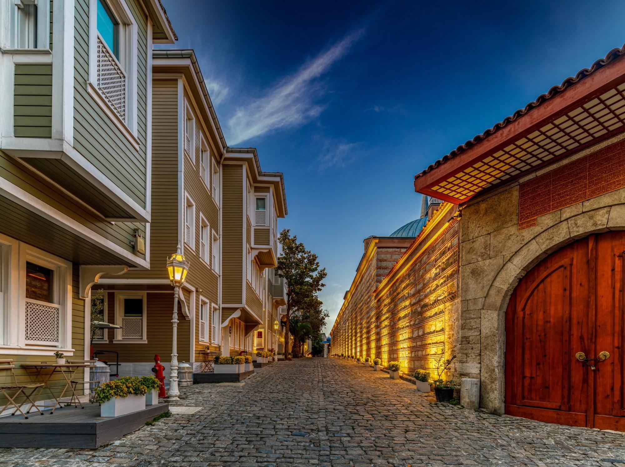 Отель Hagia Sofia Mansions Istanbul, Curio Collection By Hilton Экстерьер фото